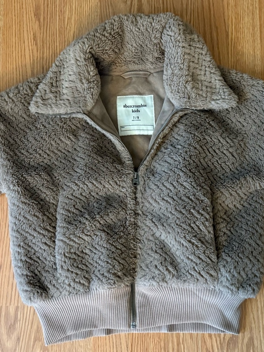 Abercrombie And Fitch Kids Girls Jacket Faux Fur Size 7/8 Brown Taupe